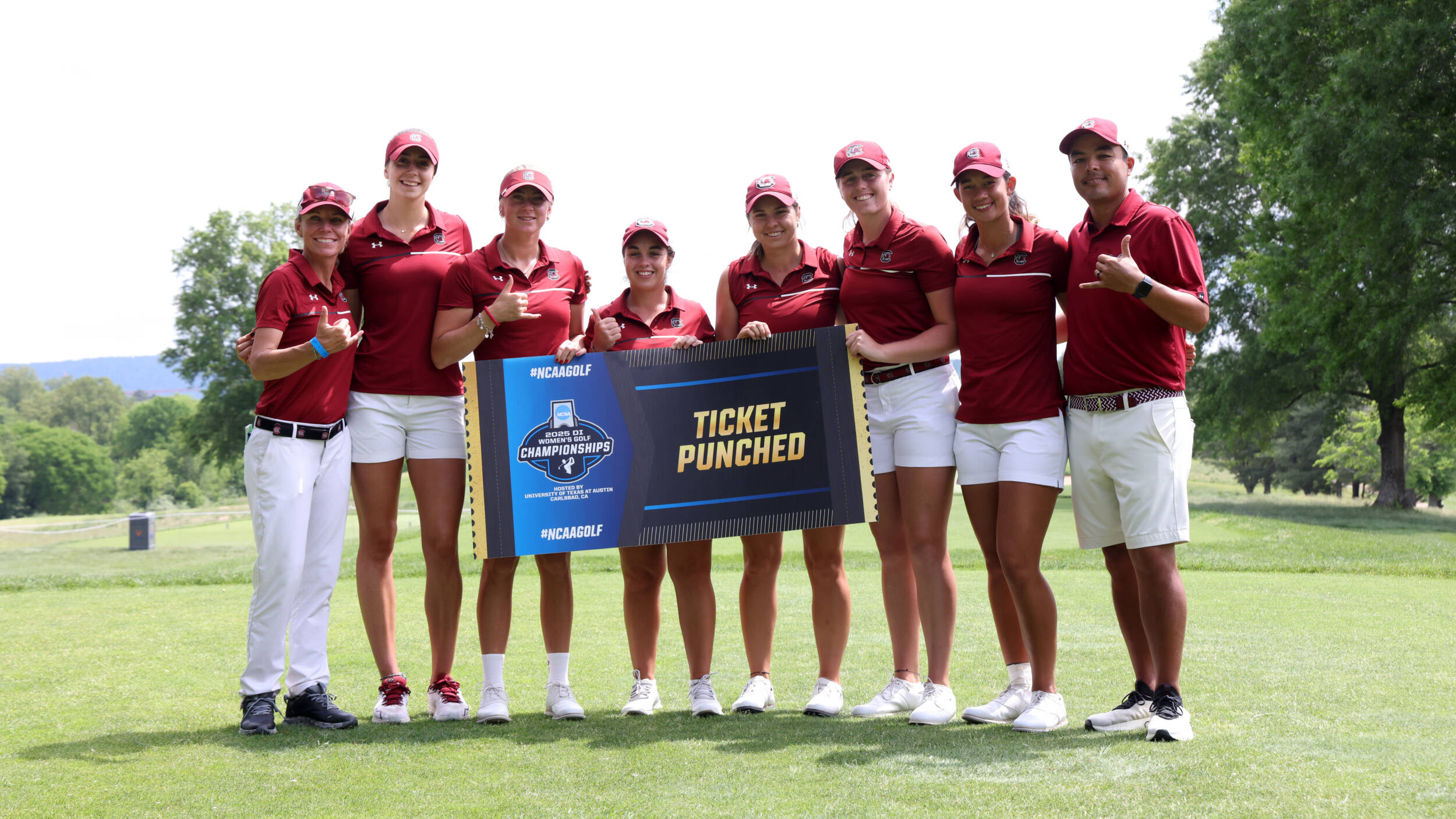 No. 4 Gamecocks Run Away With NCAA Charlottesville Regional Title No. 4 Gamecocks Run Away With NCAA Charlottesville Regional Title